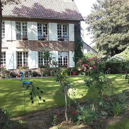 Chambres D'hotes Manoir Du Buquet Bed & Breakfast