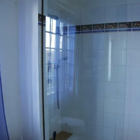 D'hotes Manoir Du Buquet فندق مبيت وإفطار