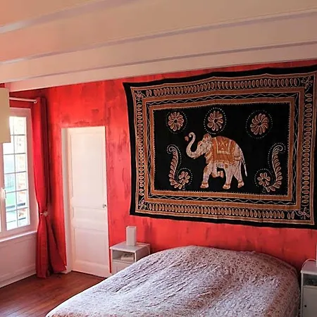 Oda ve Kahvaltı D'hotes Manoir Du Buquet 3*