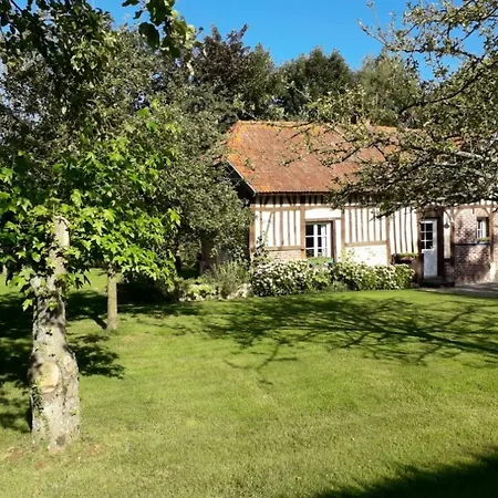 Chambres D'hotes Manoir Du Buquet Bed & Breakfast *