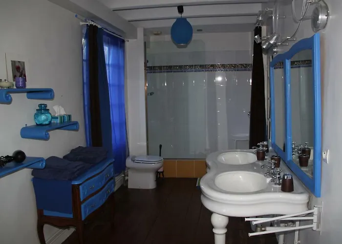 Chambres D'hotes Manoir Du Buquet Bed & Breakfast *